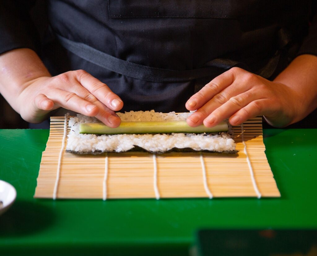 Sushi kok elev søges - (Yo Sushi Credit) -
